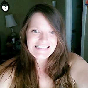 Meet your Posher, Stefanie